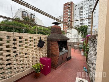 4 AMBIENTES / VENTA / FLORES CON PARRILLA PROPIA