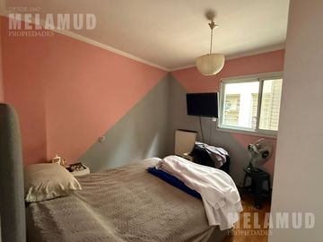 4 AMBIENTES / VENTA / FLORES CON PARRILLA PROPIA