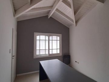 Casa en venta - 3 Dormitorios 2 Baños - 140Mts2 - Monte Grande