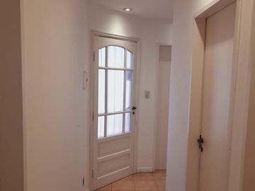 Casa en venta - 3 Dormitorios 2 Baños - 140Mts2 - Monte Grande