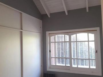 Casa en venta - 3 Dormitorios 2 Baños - 140Mts2 - Monte Grande