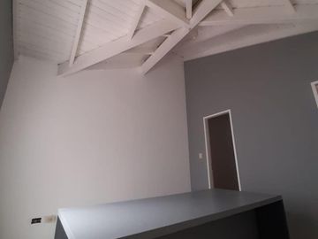 Casa en venta - 3 Dormitorios 2 Baños - 140Mts2 - Monte Grande