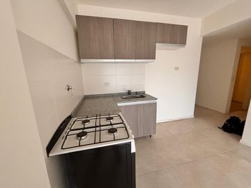 Oportunidad!! Departamento 2 Ambientes apto crédito - Flores Sur