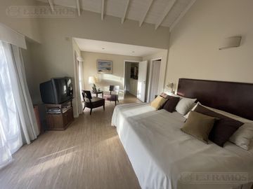 Casa APTO CRÉDITO  en venta  en Las Glorietas - Nordelta