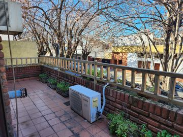 PH 4 amb c/ cochera y jardin