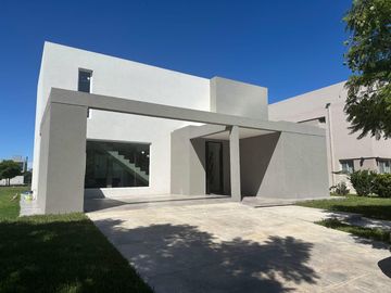 Casa en Venta Puertos, Barrio Vistas
