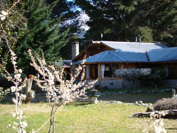 VENTA COMPLEJO DE CABAÑAS EPUYEN