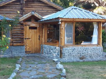 VENTA COMPLEJO DE CABAÑAS EPUYEN