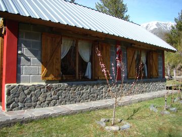 VENTA COMPLEJO DE CABAÑAS EPUYEN