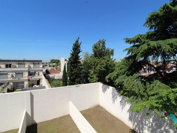 Triplex en venta Castelar, 4 ambientes a estrenar en condominio cerrado