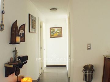 Se vende departamento en primera línea con vista al mar en la zona norte