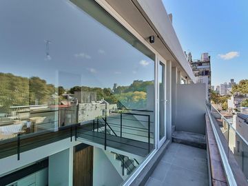 Departamento en  Venta Triplex  Palermo Soho, Categoría Premium, Terraza propia y 2 balcones
