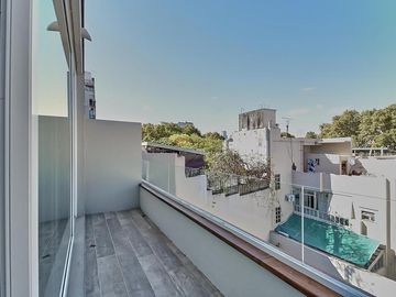 Departamento en  Venta Triplex  Palermo Soho, Categoría Premium, Terraza propia y 2 balcones