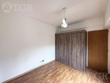 PH de 3 ambientes en venta con patio y cochera en Ramos Mejía