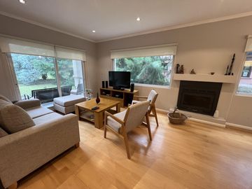 Country St Thomas Sur Canning