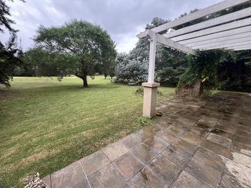 Country St Thomas Sur Canning