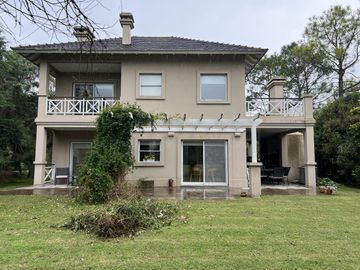 Country St Thomas Sur Canning