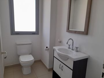 EXCELENTE DEPTO 2 DORM CERCA DEL CENTRO