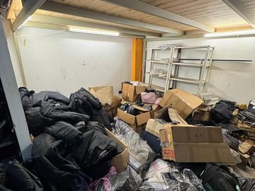 Venta Casa La Tablada Patio Terraza y Local Comercial