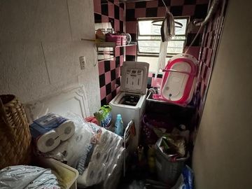 Venta Casa La Tablada Patio Terraza y Local Comercial