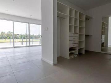 Venta casa 7 amb al río barrio San Juan Villanueva Tigre
