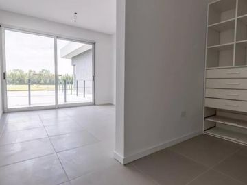 Venta casa 7 amb al río barrio San Juan Villanueva Tigre