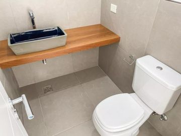 Venta casa 7 amb al río barrio San Juan Villanueva Tigre