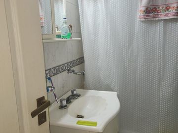 PH de 3 ambientes con patio / jardin con parrilla