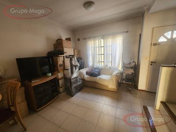 PH de 3 ambientes con patio / jardin con parrilla