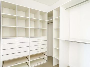 Venta Casa Al Rio San Juan Villanueva Tigre LS