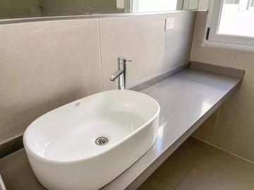 Venta Casa Al Rio San Juan Villanueva Tigre LS