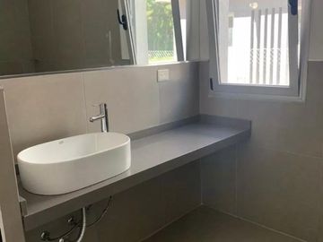 Venta Casa Al Rio San Juan Villanueva Tigre LS