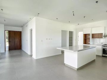 Venta Casa Al Rio San Juan Villanueva Tigre LS