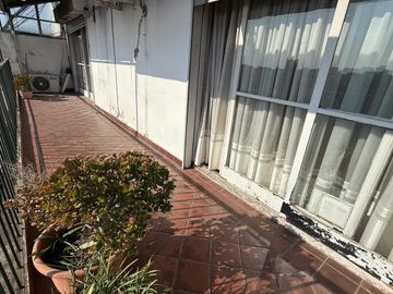 Venta Departamento 3 ambientes con balcón terraza en Villa del Parque