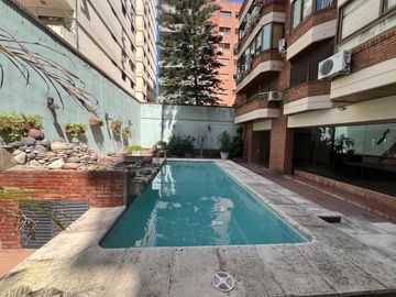 Increible 4 ambientes c/ dep. - cochera - baulera - vig. 24 hs. - sum - piscina