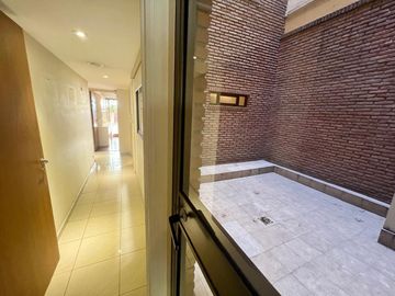 Increible 4 ambientes c/ dep. - cochera - baulera - vig. 24 hs. - sum - piscina