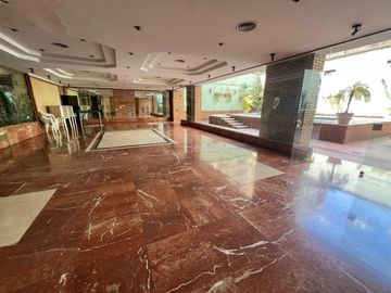 Increible 4 ambientes c/ dep. - cochera - baulera - vig. 24 hs. - sum - piscina