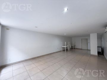 Departamento con amenities en Ramon Falcon