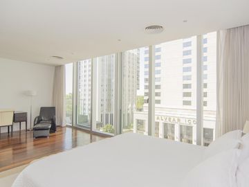 Los Molinos - 5 ambientes con 2 cocheras - Puerto Madero