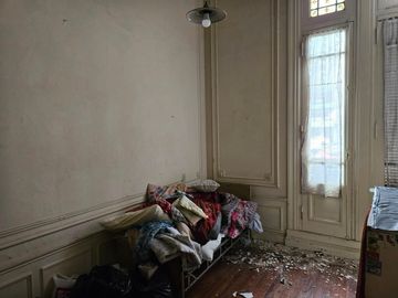 Propiedad en venta en Barracas ex-hotel.