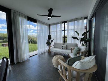 Casa en Venta 5 dormitorios con amplios espacios y comodidades, luminosa! Ceibos puertos del Lago