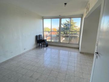 Departamento en Complejo  Mil Viviendas