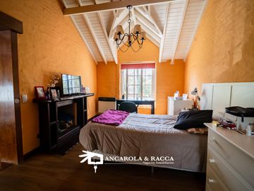 Venta en Country San Diego. Importante propiedad en esquina con 3000 mts de parque.