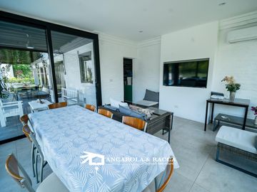 Venta en Country San Diego. Importante propiedad en esquina con 3000 mts de parque.