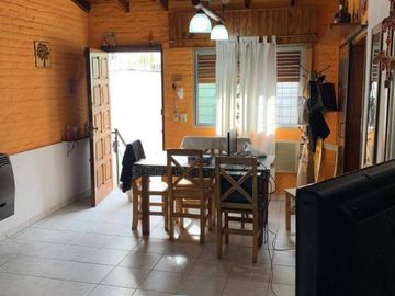 Departamentos en venta - 4 dormitorios 2 baños  - 140mts2 - Monte Castro, Capital Federal