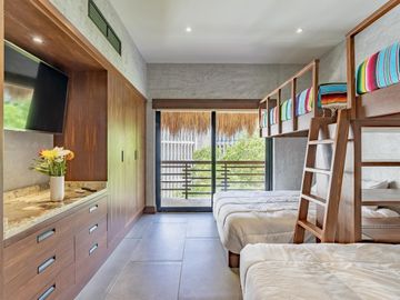 Departamento de 3 recamaras con alberca y vista al mar en venta