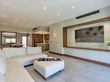 Departamento de 3 recamaras con alberca y vista al mar en venta