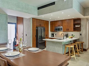 Departamento de 3 recamaras con alberca y vista al mar en venta