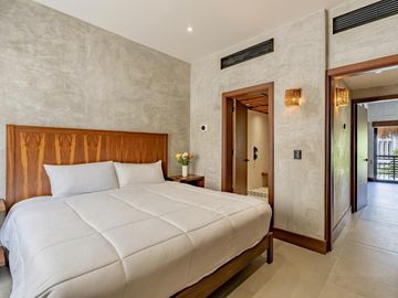 Departamento de 3 recamaras con alberca y vista al mar en venta