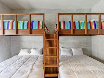 Departamento de 3 recamaras con alberca y vista al mar en venta